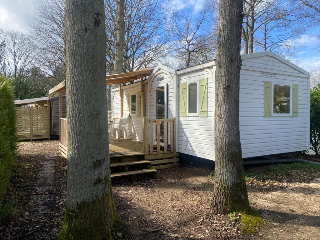 Saint-Chéron Mobil-Home Au Parc Des Roches מראה חיצוני תמונה