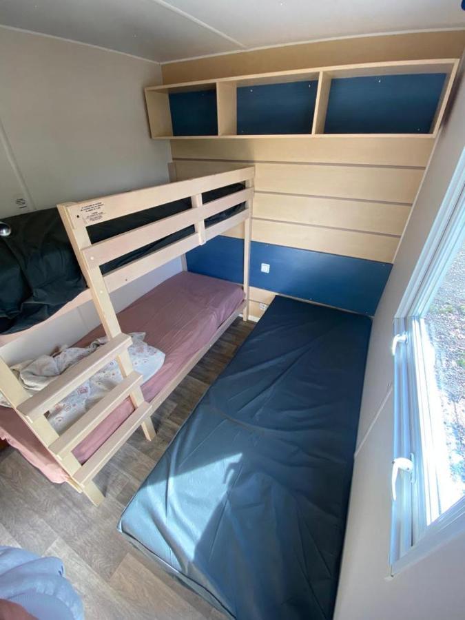 Saint-Chéron Mobil-Home Au Parc Des Roches מראה חיצוני תמונה