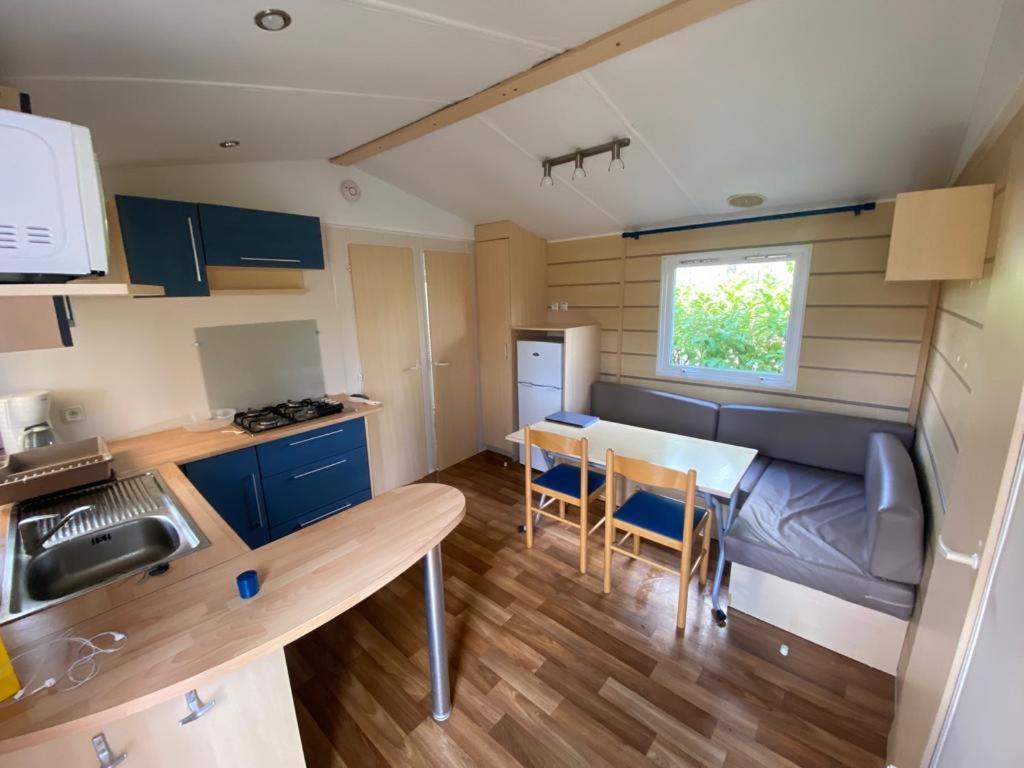 Saint-Chéron Mobil-Home Au Parc Des Roches מראה חיצוני תמונה