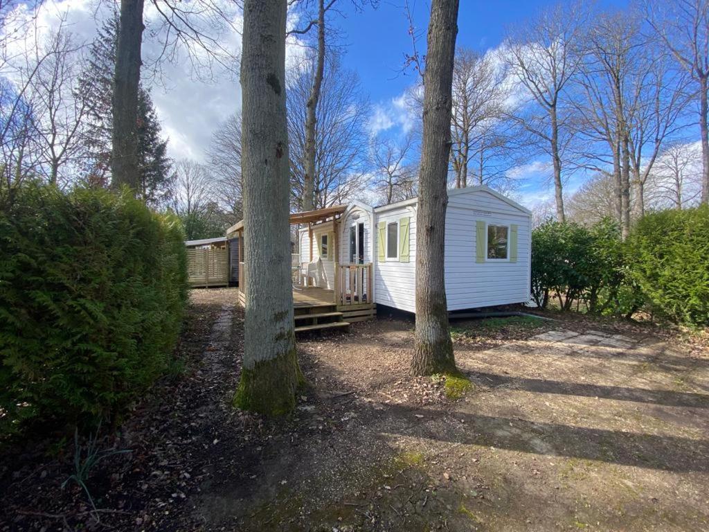 Saint-Chéron Mobil-Home Au Parc Des Roches מראה חיצוני תמונה