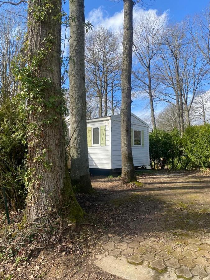 Saint-Chéron Mobil-Home Au Parc Des Roches מראה חיצוני תמונה